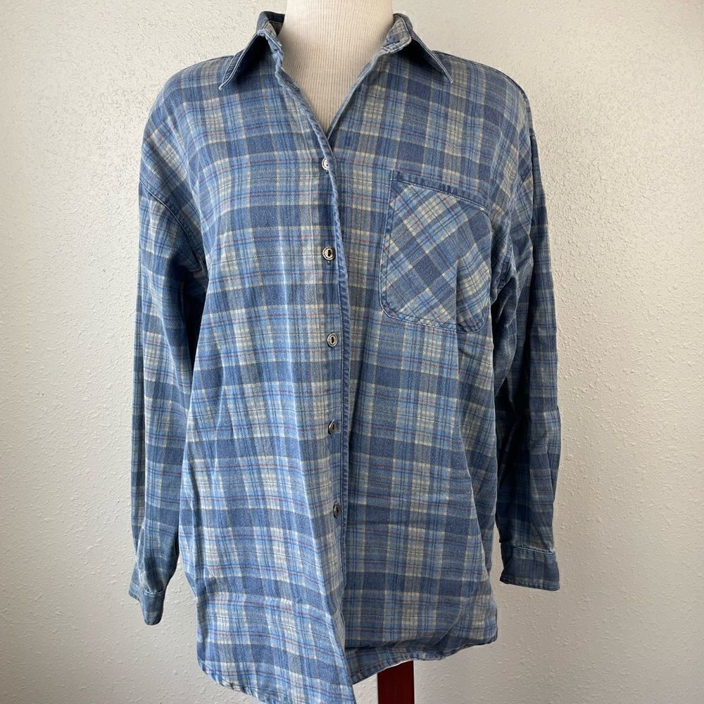 Vintage Capacity Flannel Button Down Size M EUC